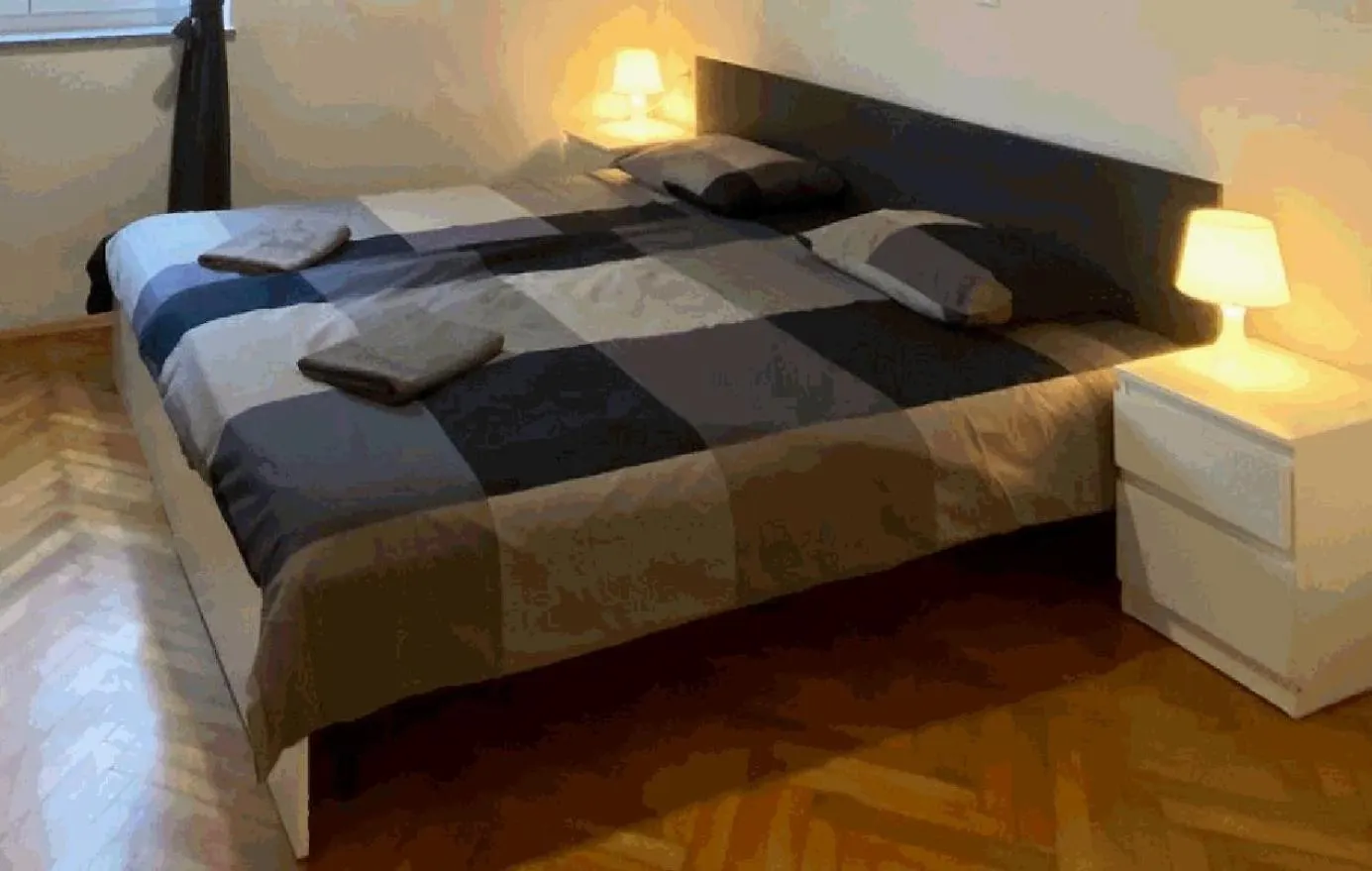 Pula-Center Apartments And Rooms