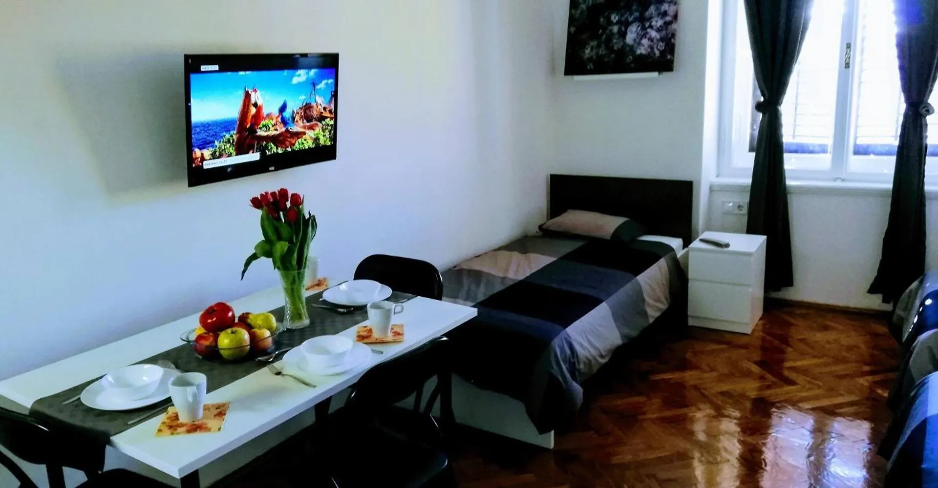 Pula-Center Apartments And Rooms