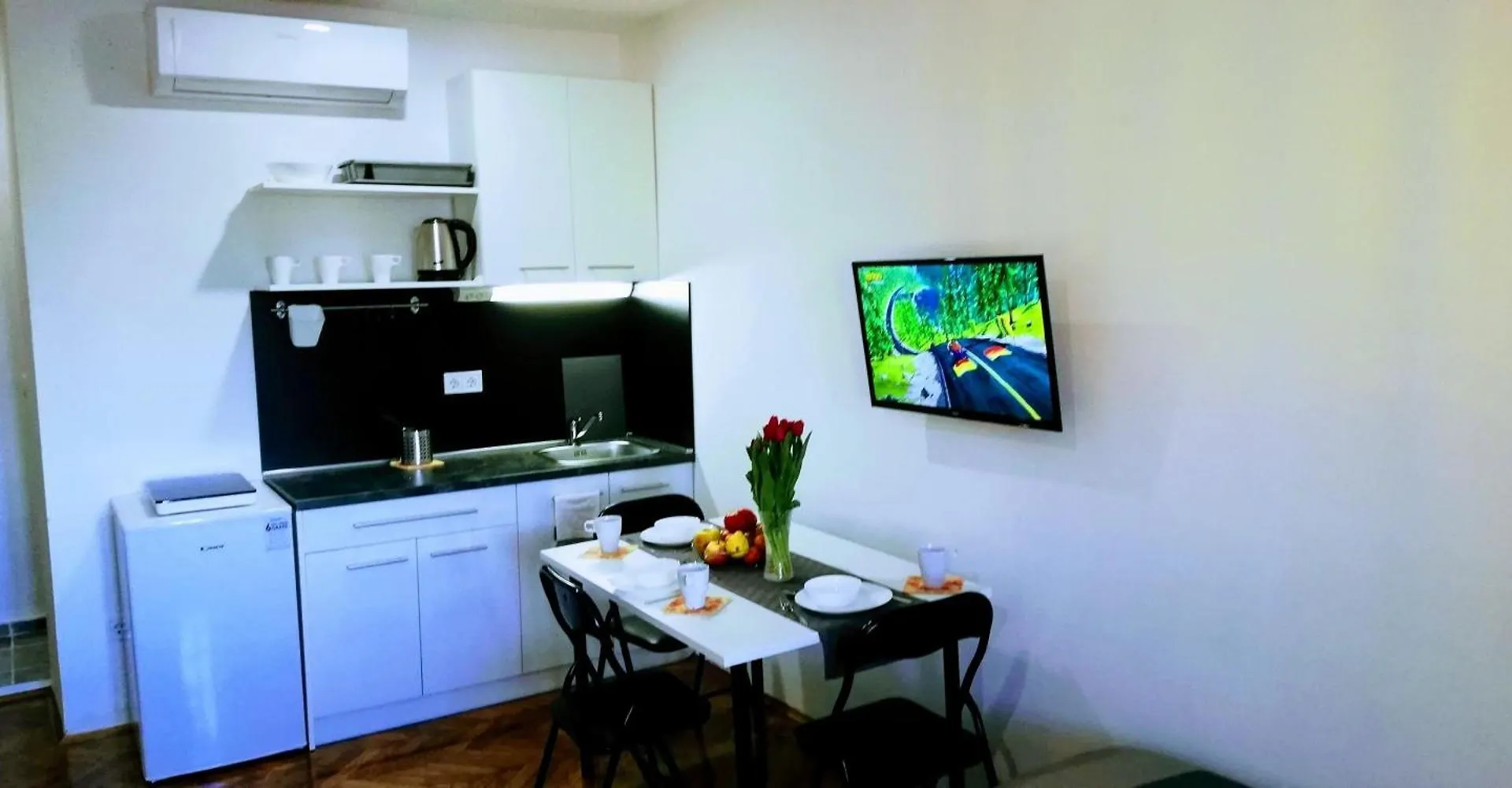 Pula-Center Apartments And Rooms Croatia