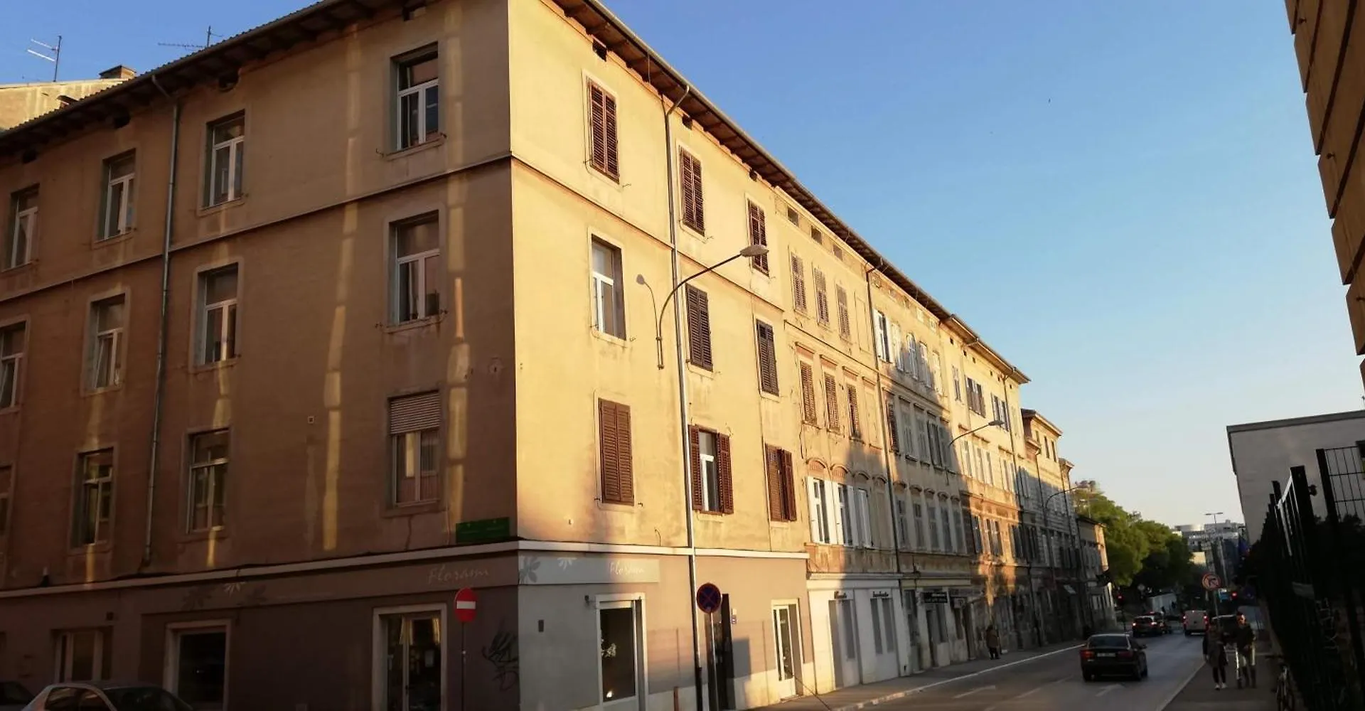 Pula-Center Apartments And Rooms